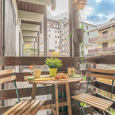 Ferienwohnung Casa Sole- Loft Moderno In Montagna Aprica Exterior foto